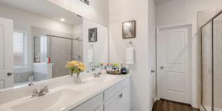 4-Bedroom Home with 2 Primary Suites Near Randolph AFB Gallery 15