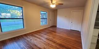 919 South Clements Street Gallery 2