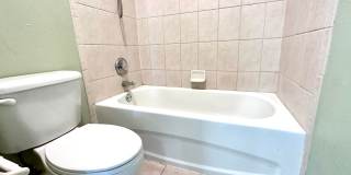 SPACIOUS 5-BEDROOM POOL HOME IN NORTH PORT Gallery 46