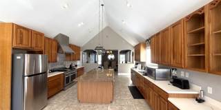 14009 Thompson Road Gallery 11