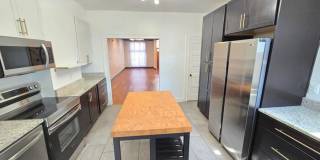 100 South Ellwood Avenue Gallery 7