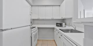 1625 INTERNATIONAL DR #321 Gallery 8