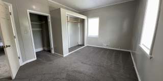 1521 & 1521 1/2 E Kirby Ave (AARC Management, LLC) 1521 & 1521 1/2 E Kirby Ave (AARC Management, LLC) Gallery 5