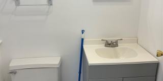 892 Pine Avenue Gallery 4