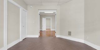 137 N 7th St Gallery 17