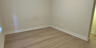 289-291 King Gallery 22