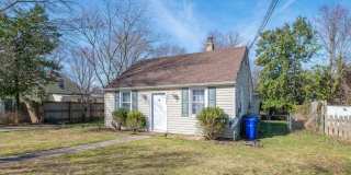 Charming 2BR House in College Park Gallery 14