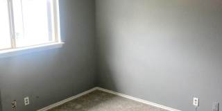 ZERO APPLICATION FEE FOR THIS COLORFUL 2 STORY! Gallery 17