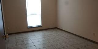 2 bedroom 2 bathroom flat Gallery 6