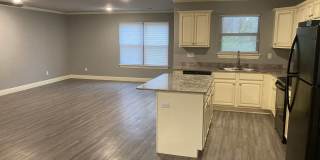 $150 AMAZON GIFT CARD WITH SIGNED LEASE!! 3B/3.5B PRE-LEASING FOR AUG 10 MOVE-IN!! Gallery 4