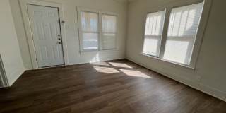 1917 S 15th Street Gallery 3