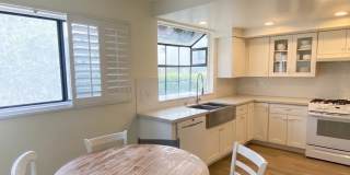18445 Hatteras Gallery 2