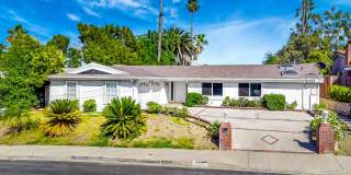 5852 Mcdonie Ave 5852 Mcdonie Ave Gallery 1