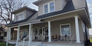1423 W Maxwell Gallery 1