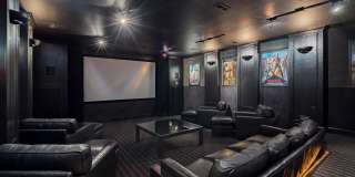 Times Square Gallery 36