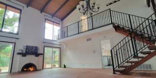 Stunning 3b/2b home with views of the golf course Gallery 8