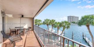 1700 S Bayshore Ln Gallery 1