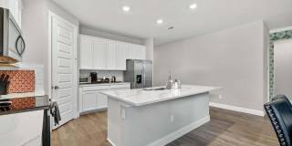 6544 NW Cloverdale Avenue Gallery 5