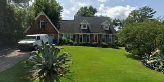 Beautiful 3-Bedroom 2 Bath With a Bonus room Gallery 1