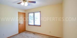 Charming 3 Bedroom in West Des Moines Home for Rent Gallery 20