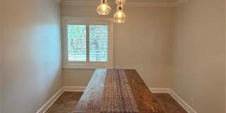 211 CROWN OAKS WAY Gallery 8
