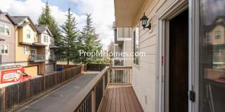 Gorgeous Four Bedroom Townhome in Orenco! DEPOSIT SPECIAL Gallery 23