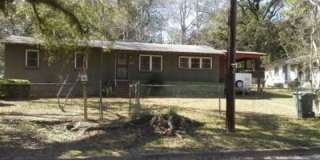 832 Arkansas St - LARGE BACKYARD Gallery 1