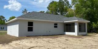 NOT AVAILABLE FOR SHOWING OR MOVE IN UNTIL AUGUST 15TH 2026!! Custom Home - Desirable SE Ocala Neighborhood 3/2/2 **Won't Last** Gallery 18