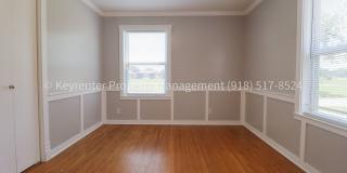 Beautifully Done 3 Bedroom House! Available for Immediate Move in! Gallery 19