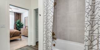 Aura Bella Gallery 19