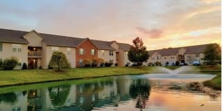 Bear Pointe Gallery 17