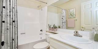 Summit At Warner Center Gallery 69