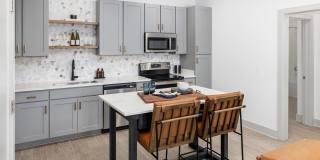 The Premier Gallery 7