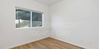 Fully Fenced  4 Bed 3 Baths Newer Construction Home Gallery 11