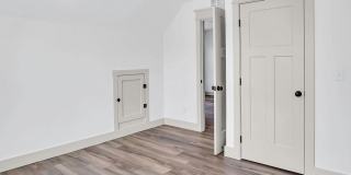 1104 N Grant Street Gallery 21