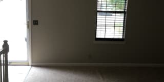 Townhouse Close to all! Gallery 4