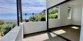 1319 Sunset Plaza Drive Gallery 30
