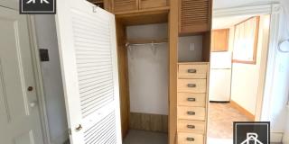 9 Mount Ida St. Gallery 9