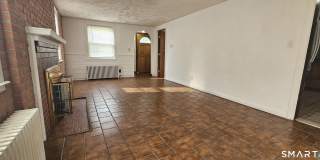 83 Forest Street Gallery 13