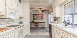 10441 W Burns Drive Gallery 15