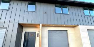 2328-32 Shorthorn Ave. - Burnham Ranch Building 2 Gallery 1