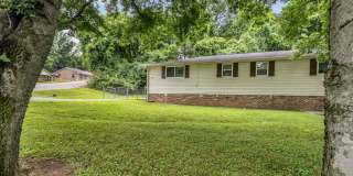 AVAILABLE JULY 10TH. 2 Bed 1 bath FOR LEASE in South Inglewood (East Nashville). $1750 Rent. Pets allowed. Walk to Shelby Bottoms Park Trailhead. Gallery 23
