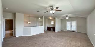 Viewable Now!  Small Pets Accepted! Gallery 26