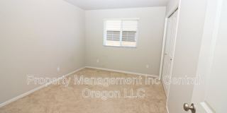 61581 SE Lorenzo Dr Gallery 14