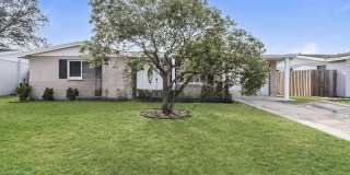 12905 Kings Manor Ave Gallery 1