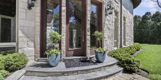 70 Harbor Street Gallery 14