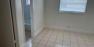 One bedroom apartment in Pompano Beach Gallery 15