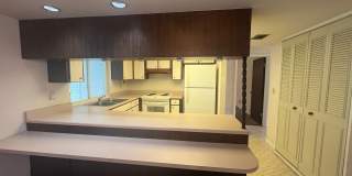 2 Bedroom 2 Bathroom Home on the Golf Course Gallery 4