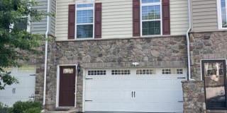 227 West General Grey Court Gallery 1