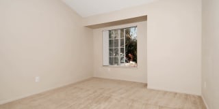 Lantern Cove Gallery 29